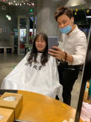 -时尚殿堂明星门店