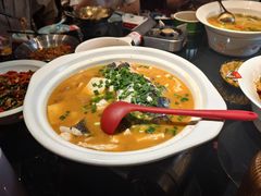 -川流不息·地道川菜·小龙虾(新松江路店)