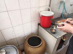 -正宗杨记普洱酸醋米线(总店)