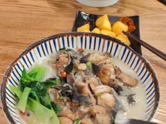 -鲜越鲜鱼粉(财富购物中心店)