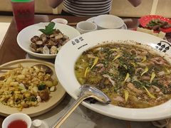 -渔语鱼新川菜Bistro(万象天地店)