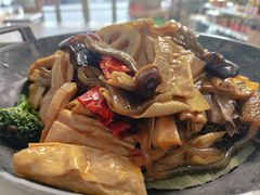 -天天向上素食餐厅(五台山店)
