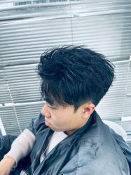 -藤野造型烫染·漂发