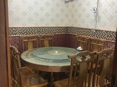 -石磨豆花家常菜·牦牛排土火锅