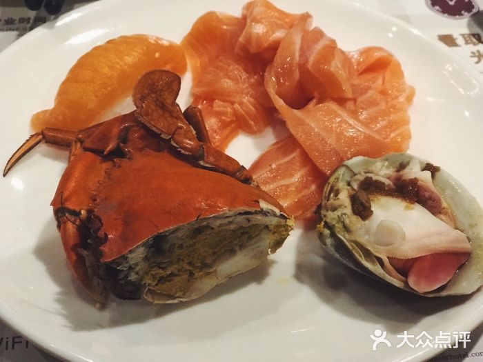 荣誉国际酒店-云顶旋转餐厅三文鱼图片