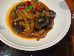 -魏铭鱼头捞饭(晋阳路店)