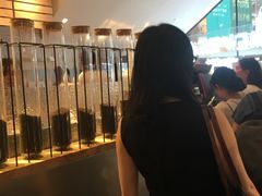 等位区-喜茶(上海正大广场店)