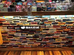 -猫的天空之城概念书店(杭州南宋御街店)