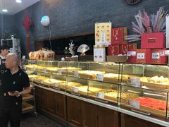 面包甜点陈列柜-清真全盛斋传统糕点(西羊市店)