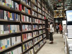 -钟书阁(群光广场店)