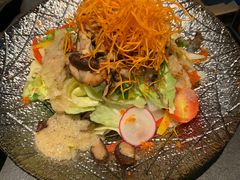 -铭牛烧肉·和牛海鲜自助(高新月牙湖店)