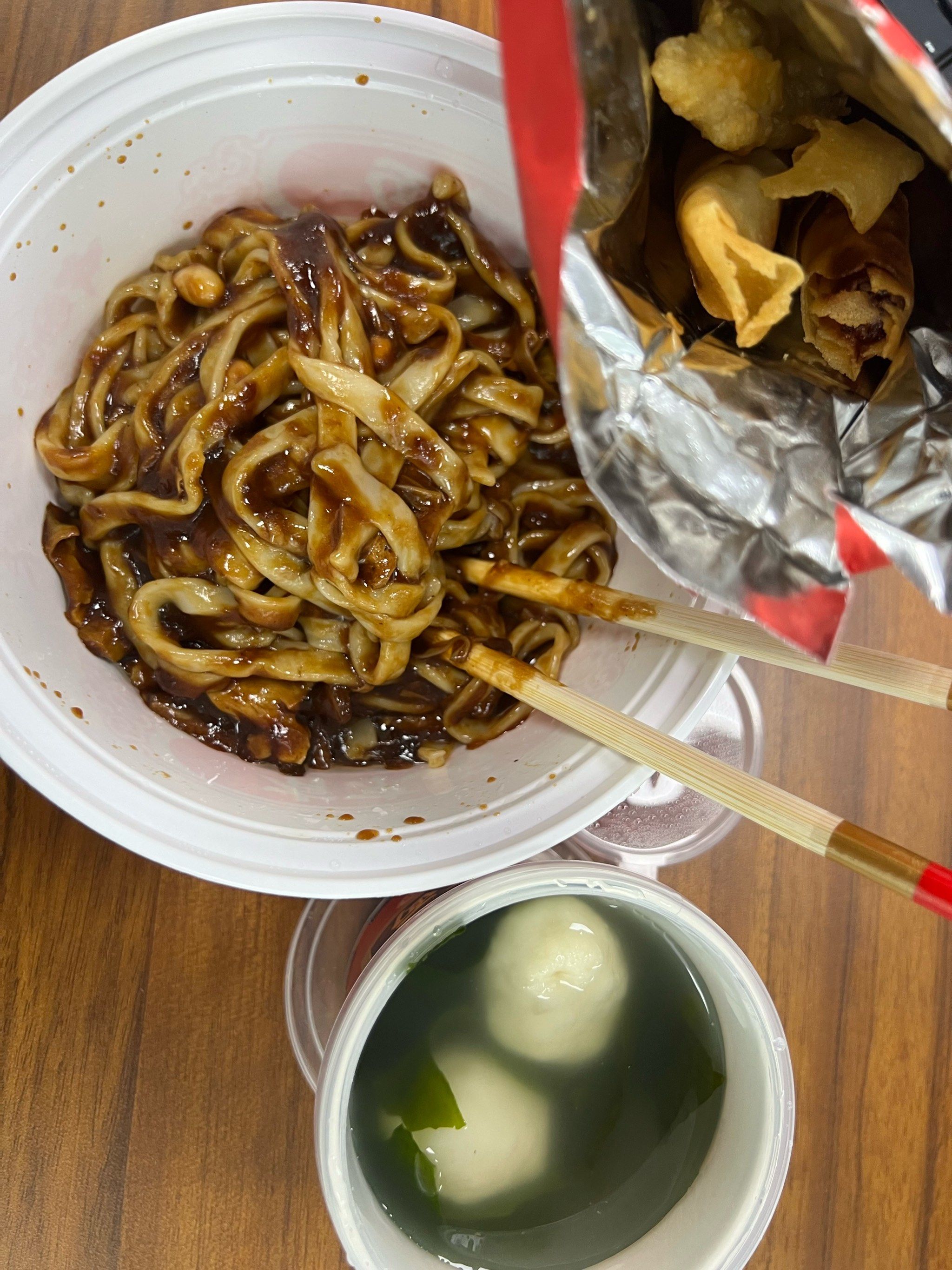 不一样的炸酱面体验