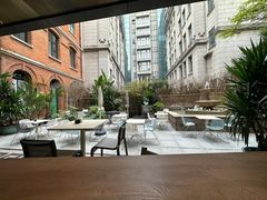 -潮一不贰·法式甜品·生日蛋糕·西式简餐(外滩店)
