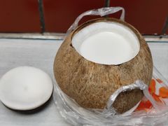 -椰爺爺·椰子冻砵仔糕