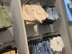 -H&M(华润万象城店)