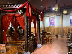 -MAX伯爵沉浸式超级游戏体验馆·实景桌游·剧本杀(小时代店)
