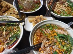 -爆炸头阿姨小四川正宗川味小吃(无任何分店)