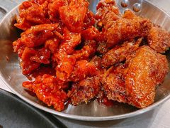 辣子鸡拼酱油鸡-MI WU FACTORY米屋美食工厂餐厅(绿地店)