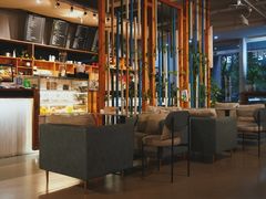 -LEO CAFE