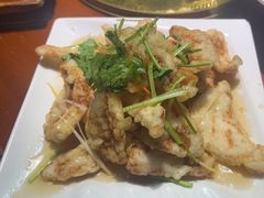 -老码头黑皮肘子锅包肉(赣水路店)