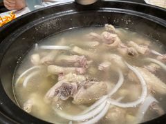 -东椰·海南椰子鸡火锅(朝阳门店)