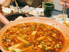 -云海肴·汽锅鸡·云南菜(天山百盛优客店)