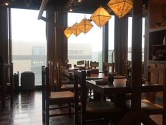 靠窗位-云海肴·汽锅鸡·云南菜(天山百盛优客店)