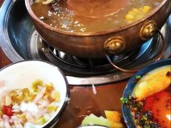 -岳记兴隆·青城腊排铜火锅(融创店)