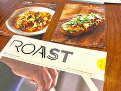 -ROAST coffee & eatery