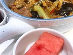 麻辣香香盖浇饭-轻蔬不用等·素食(江苏路店)