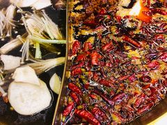 -沸炉重庆老火锅(军事博物馆店)