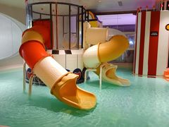 -涨巢·潮玩水疗局