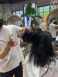 -发泽造型·烫发染发