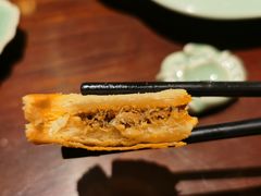蟹肉蟹酥-成隆行·蟹王府(九江路店)