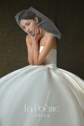 -乐派诗婚纱摄影