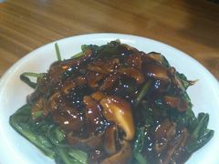 -严记小天府酸菜鱼(西四路店)