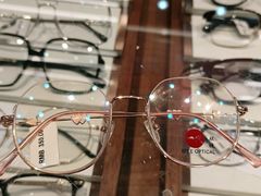 -一代眼镜·蔡司配镜(浦东大拇指广场店)