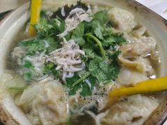-小许三鲜砂锅馄饨店(家多乐烟酒店)