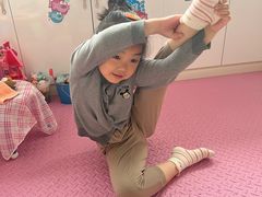 -小荧星艺校(大宁分校)