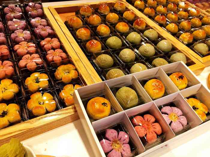 知味观·糕点(湖滨1店)-"杭州本地知名糕点,前面每次过来都是人满为.