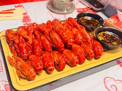 -肥肥虾庄·金牌油焖大虾(汉街SKP店)