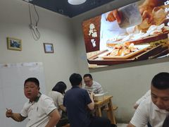 -朱大嘴肥肠血旺(福字街店)