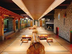 -盛彼得温泉度假酒店