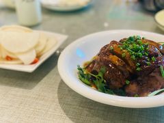 香芋扣肉-鲜榨果汁·啤酒鱼(环岛河店)