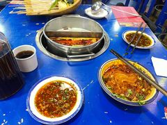 -马路边边串串香形象店(磐石路店)