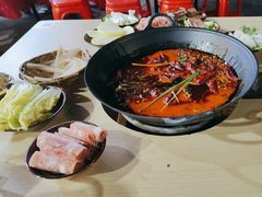 -乐闹闹重庆火鍋(民治店)