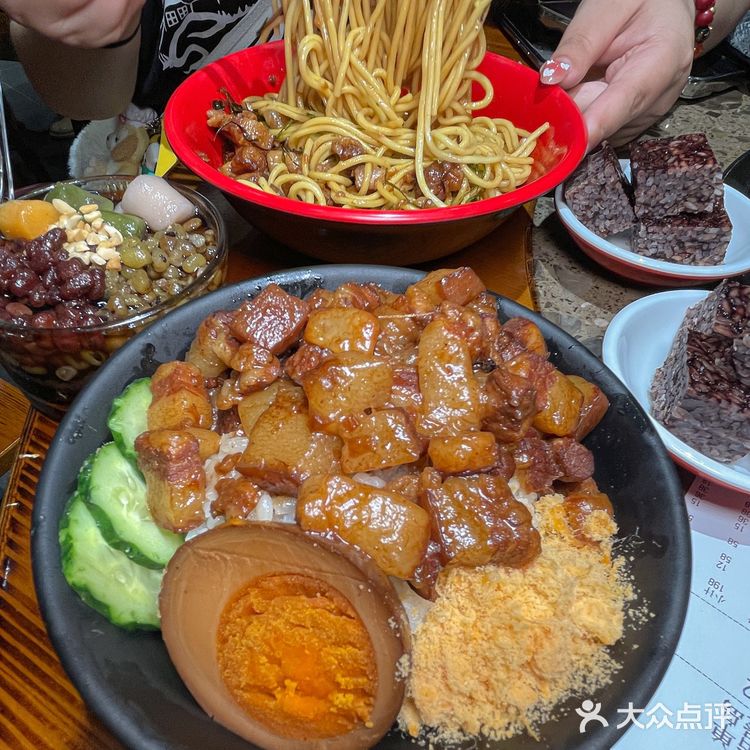 福州首家姜母鸭火锅！味很正！是台湾人在福州开的小店！