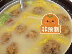 砂锅白菜炉肉丸子-京味斋·烤鸭·北京菜(安贞店)