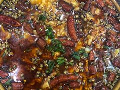 -乡土特色.冷锅鱼.牦牛肉汤锅