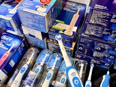 -广州周大福金融中心